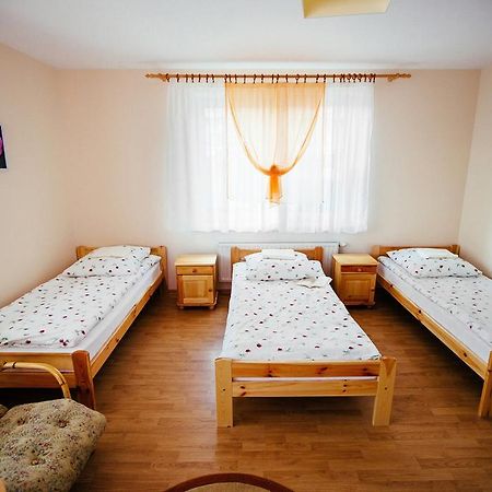 Tanie Noclegi 2 Kielce Exteriör bild