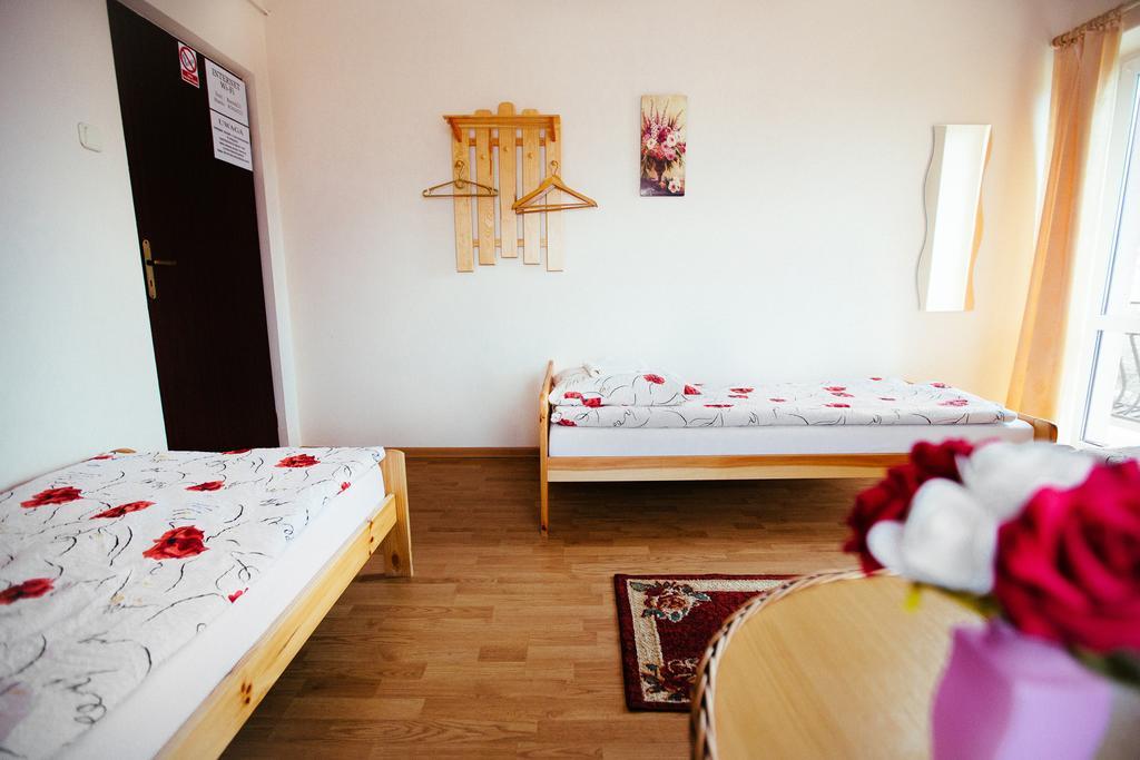 Tanie Noclegi 2 Kielce Exteriör bild